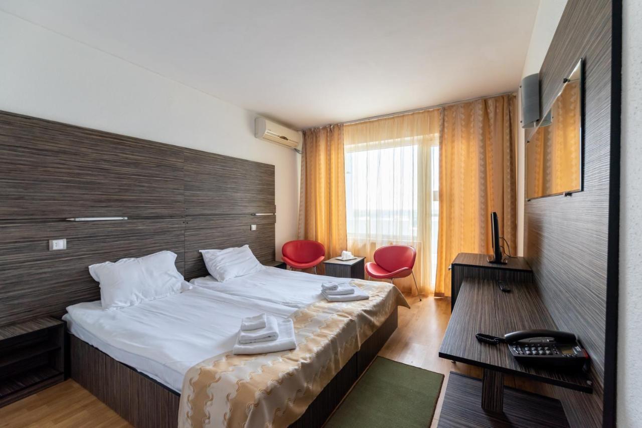 Hotel Capitol Jupiter Buitenkant foto