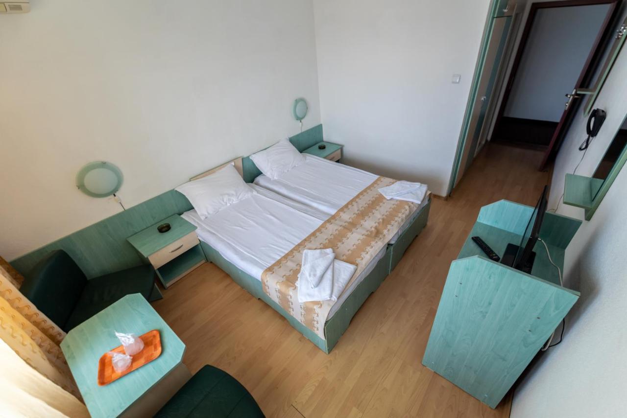 Hotel Capitol Jupiter Buitenkant foto