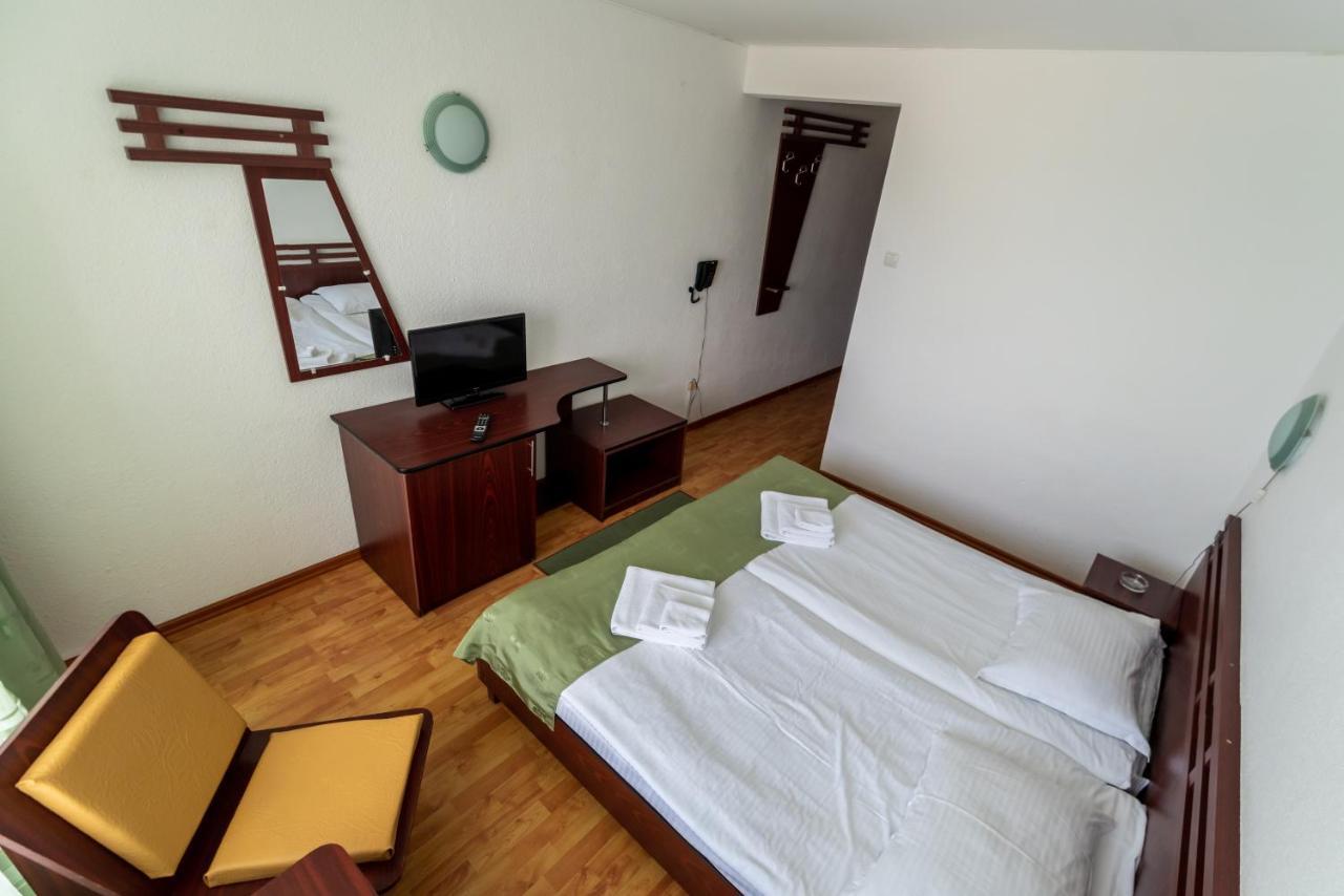 Hotel Capitol Jupiter Buitenkant foto