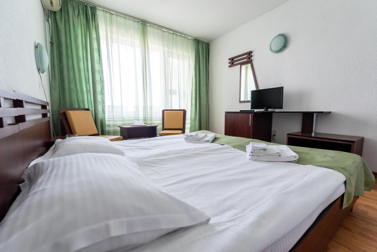 Hotel Capitol Jupiter Buitenkant foto