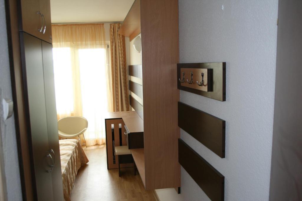 Hotel Capitol Jupiter Kamer foto