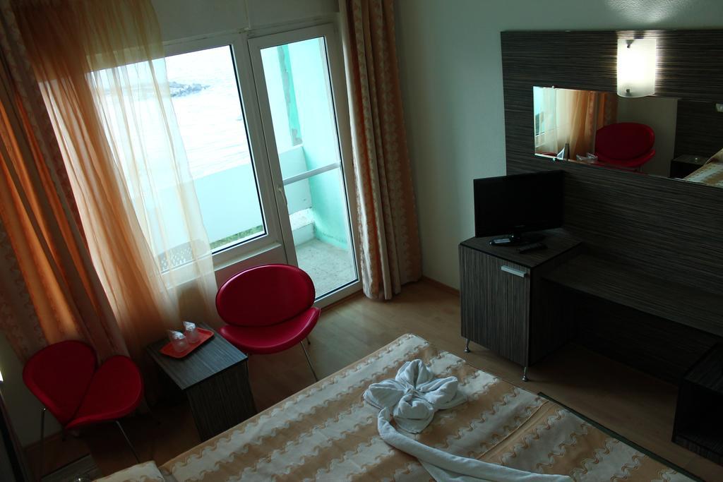 Hotel Capitol Jupiter Buitenkant foto
