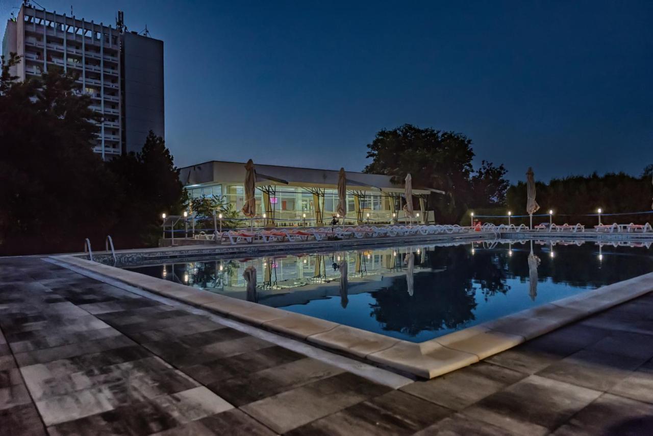 Hotel Capitol Jupiter Buitenkant foto